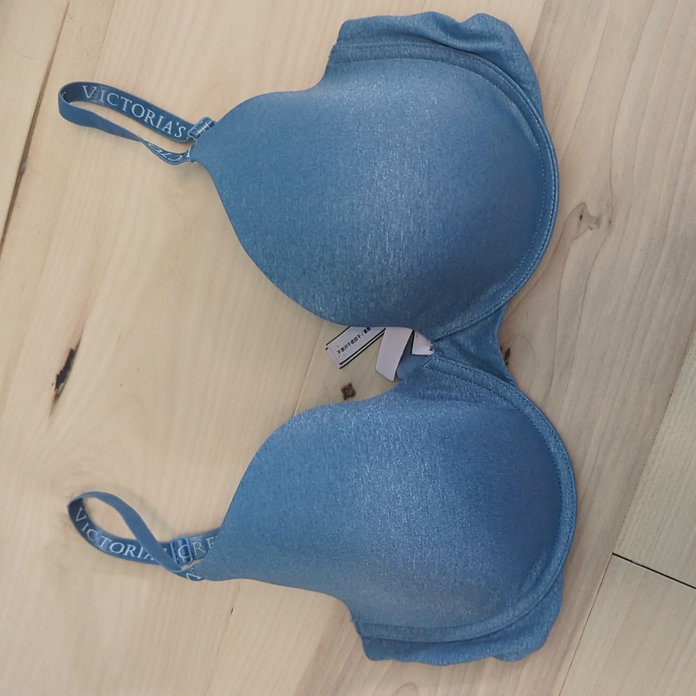 Victoria Secret TShirt Blue Lightly Lined Demi Underwire Bra